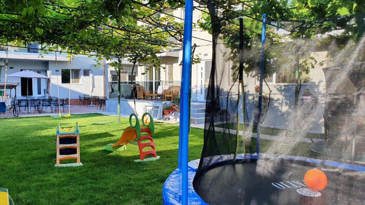 מלון Năvodari Pensiunea Caluda מראה חיצוני תמונה